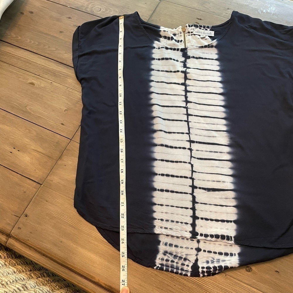 𝅺OLIVE & Oak tie dye navy tunic/top - Picture 5 of 7